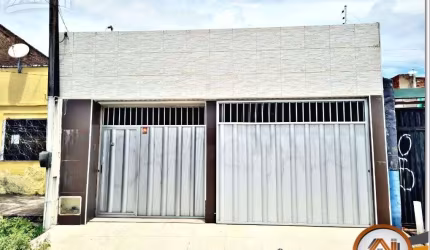 Casa à venda, 134 m² por R$ 370.000,00 - Montese - Fortaleza/CE