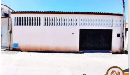 Casa com 3 dormitórios à venda, 180 m² por R$ 350.000,00 - Prefeito José Walter - Fortaleza/CE