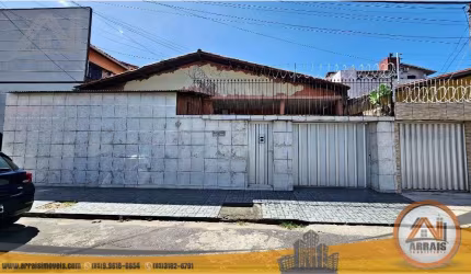 Casa à venda, 233 m² por R$ 720.000,00 - Montese - Fortaleza/CE
