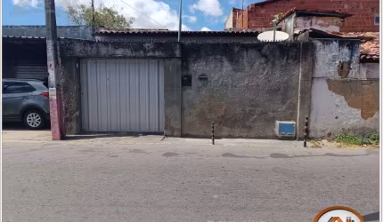 Casa em OPORTUNIDADE com 3 dormitórios à venda, 132 m² por R$ 340.000 - Joquei Club - Fortaleza/CE