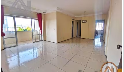Apartamento com 3 dormitórios à venda, 110 m² por R$ 320.000,00 - Benfica - Fortaleza/CE
