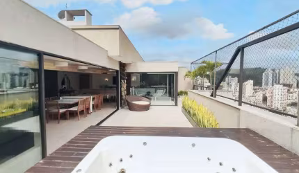 Cobertura duplex com 4 quartos, no São Mateus - Juiz de Fora - MG