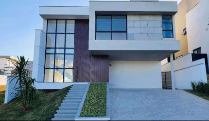 Casa com 4 suítes, no Alphaville, estuda permuta.