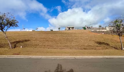 Terreno com 451 m², no Alphaville - Juiz de Fora - MG