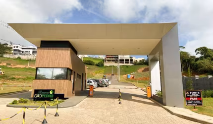 Lote com 462 m², no condomínio Reserva São Pedro, estuda permuta.