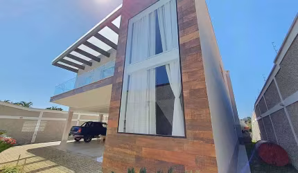 Casa com 3 quartos, no Novo Horizonte, aceita financiamento.