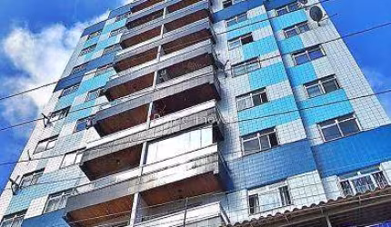 Apartamento com 2 quartos, no Alto dos Passos, estuda permuta.