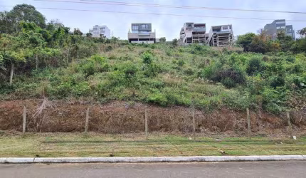 Terreno com 979 metros quadrados, no Portal do Aeroporto - Juiz de Fora - MG