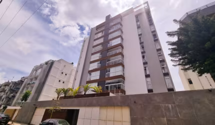 Cobertura duplex com 03 quartos, no Cascatinha