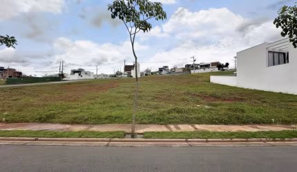 Ótimo terreno em aclive no Estrela Alta