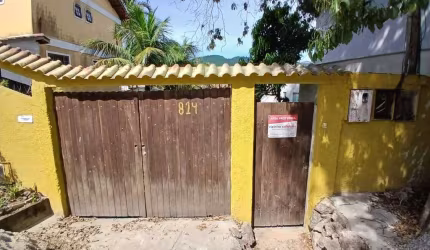Oportunidade! Casa para alugar por 1.300,00 mês na Região Oceânica