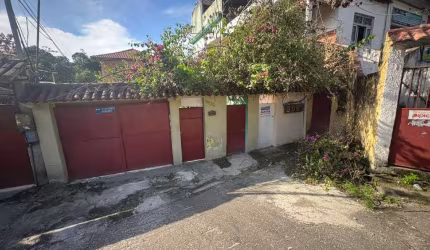 Casa em excelente localização no Rio do Ouro, São Gonçalo - RJ