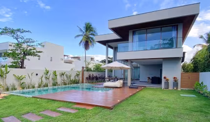 Casa - Em condomínio, para Temporada em Camaçari/BA