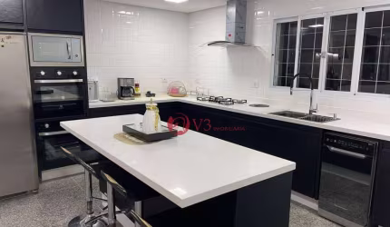 Sobrado com 3 dormitórios à venda, 456 m² por R$ 2.100.000,00 - Vila Carrão - São Paulo/SP