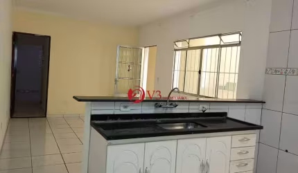 Casa para alugar próximo ao Metrô Guilhermina-Esperança.  Acesso fácila a Radial Leste, Marginal do Tietê .