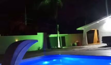 Casa com 3 dormitórios sendo 1 suíte a venda no Jardim Carolina