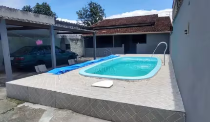 CASA A VENDA EM CARAGUATATUBA !
