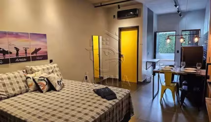 Loft de 37m2 com quintal há menos de 5 minutos a pé da praia Grande em Ubatuba!