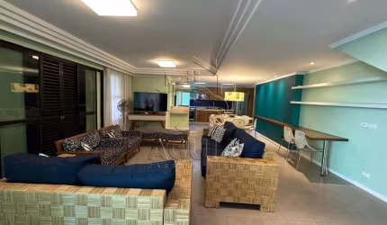 Linda casa em condomínio à venda na praia da Enseada em Ubatuba!