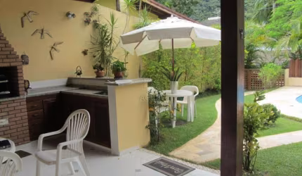 Casa para venda na praia do Lazaro em Ubatuba!