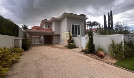 Casa com 400m² a venda no Gramado em Campinas - SP.
