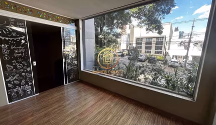 Casa/Ponto Comercial com 254m² para locação no bairro Cambuí em Campinas - SP.