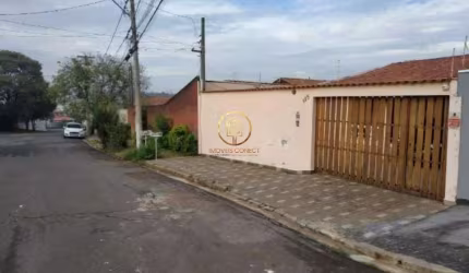 Casa à venda no Taquaral 3 quartos, 1 suíte, 6 vagas de garagem, em Campinas/SP