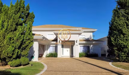 Casa em condomínio á venda de 415m², com 3 dormitórios e 3 suítes no Loteamento