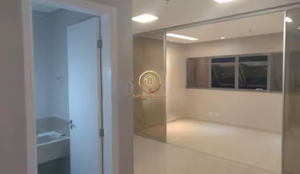 Sala comercial á venda de 38m², com 1 vaga de garagem no Cambuí em Campinas/SP.