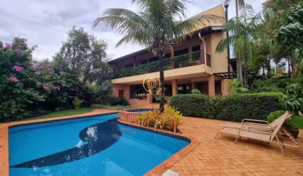 Casa  á venda de 359m², com 4 dormitórios e 2 suítes no Alphaville em Campinas