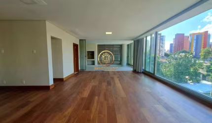 Apartamento à venda de 257m², com 3 dormitórios e no Cambuí em Campinas/SP