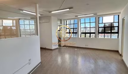 Sala comercial com 92m² a venda no bairro Vila Itapura em Campinas - SP.