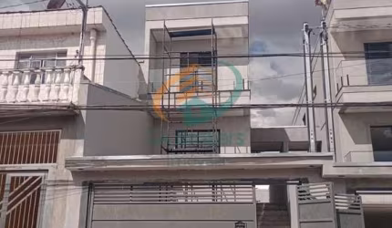 Sobrado em Vila Galvão - Guarulhos, SP