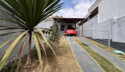 Casa com 2 dormitórios à venda, 73 m² por R$ 350.000,00 - Senhora de Fátima - Betim/MG