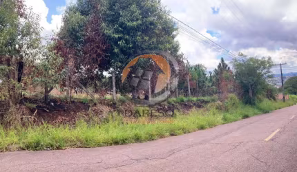 TERRENO COM ÁREA DE 300,00m² EM LOCALIZAÇÃO PRIVILEGIADA
