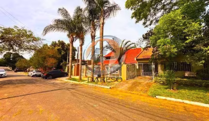 SOBRADO DE ALTO PADRÃO CONSTRUTIVO COM 4 DORMITÓRIOS