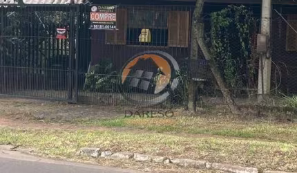 CASA MISTA EM TERRENO COM 498,00m² EM LOCALIZAÇÃO PRIVILEGIADA