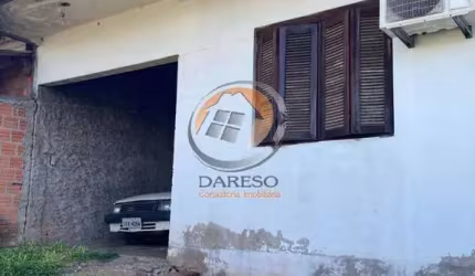 CASA DE ALVENARIA COM PÁTIO AMPLO COM FÁCIL ACESSO À RS-118