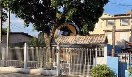EXCELENTE SOBRADO EM LOCALIZAÇÃO PRIVILEGIADA