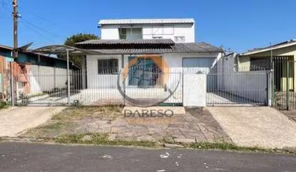 EXCELENTE CASA DE ALVENARIA COM 4 DORMITÓRIOS EM ÓTIMA LOCALIZAÇÃO