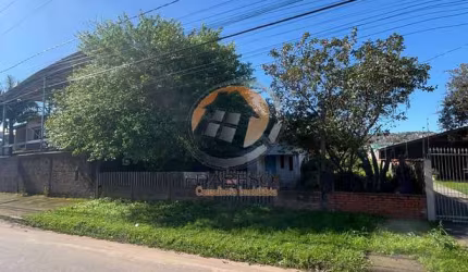 CASA DE ALVENARIA EM TERRENO DE 367,50m² AO LADO DO CENTRO DA CIDADE