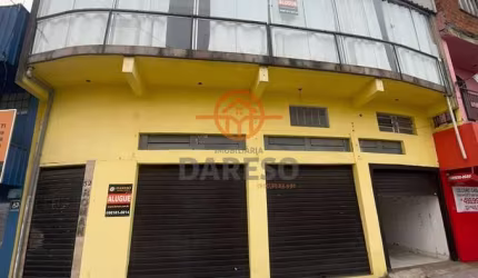LOJA COMERCIAL EM LOCALIZAÇÃO PRIVILEGIADA NA AVENIDA 25 DE JULHO