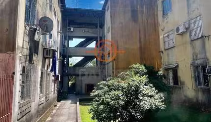 APARTAMENTO TÉRREO COM 2 DORMITÓRIOS COHAB EM EXCELENTE ESTADO