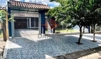 LINDA CASA DE ALVENARIA COM 2 DORMITÓRIOS PÁTIO AMPLO PRÓXIMO DA BR-116