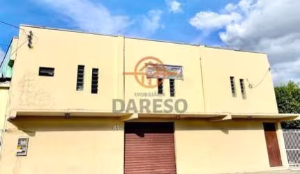 PRÉDIO COMERCIAL COM 335,00m2 DE ÁREA CONSTRUÍDA AO LADO DA JUSTINO CAMBOIM