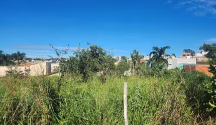 Terreno. 360 m. PROXIMO UCDB.