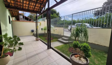 Casa no Pioneiros com 4 Quartos a venda em Ouro Branco