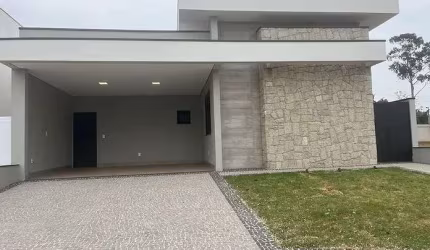 Casa Nova à venda no Condomínio Villa Bela Siena em Paulínia SP.