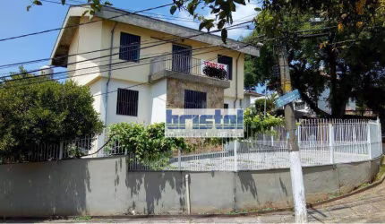 Lapa - Sobrado Comercial a Venda -  Ideal p/Clinicas - Escritórios - 14 vagas - Super Oportunidade.