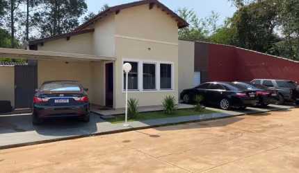 Casa Térrea em condominio fechado Atibaia